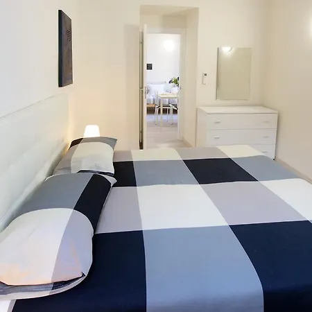 Apartment My Wonderful - Via C.cantu 60 Como